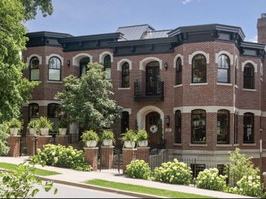 540 Rice Street E, Wayzata, MN 55391