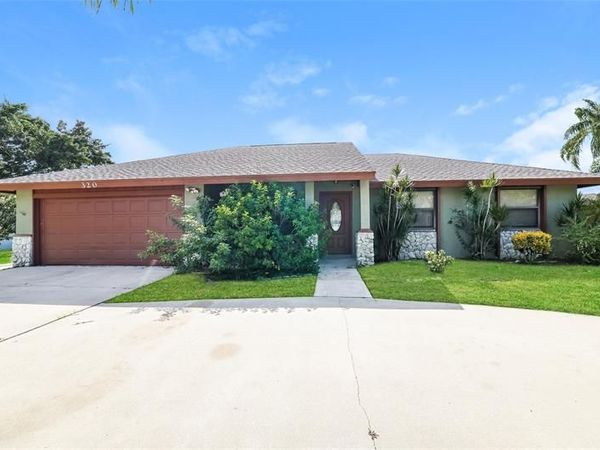 320 Sandpiper Ave, West Palm Beach, FL 33411