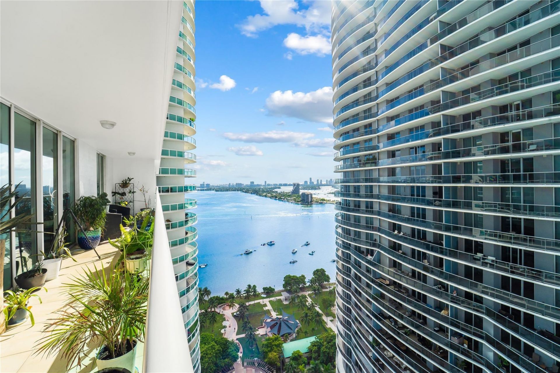1800 N Bayshore Drive, Unit 2914, Miami, FL 33132 Photo