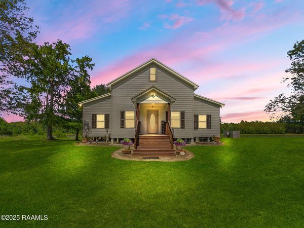 2107 Atchafalaya River Highway, Breaux Bridge, LA 70517