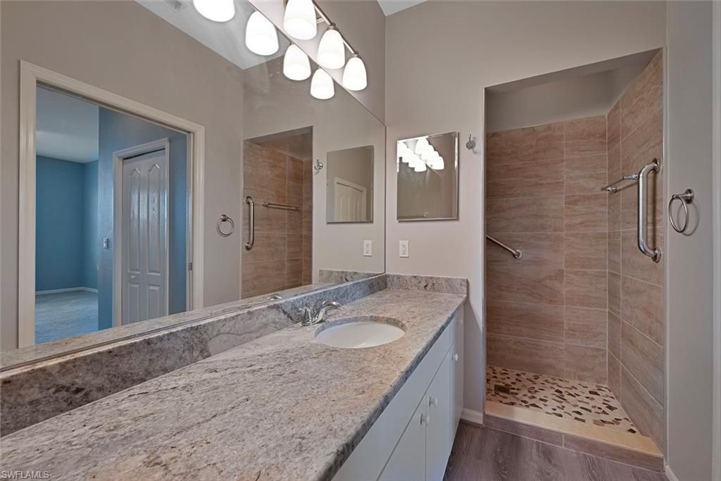 8550 Kingbird Loop, Unit 646, Estero, FL 33967 Photo