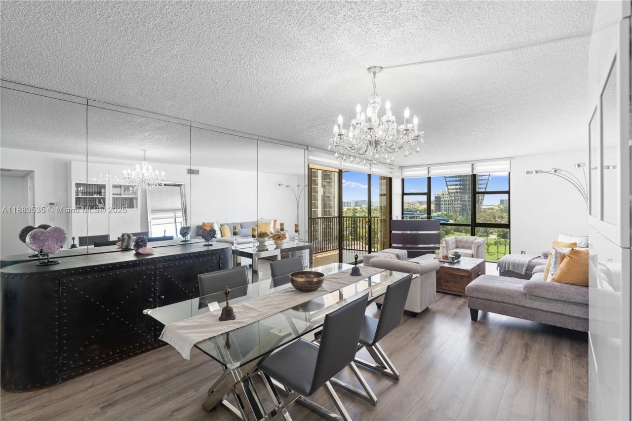 20301 W Country Club Dr, Unit 829, Aventura, FL 33180 Photo