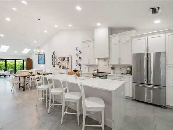 4006 Crayton RD, Unit A-2, NAPLES, FL 34103