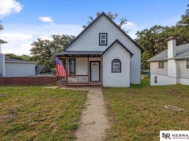 909 1st Avenue, Plattsmouth, NE 68048