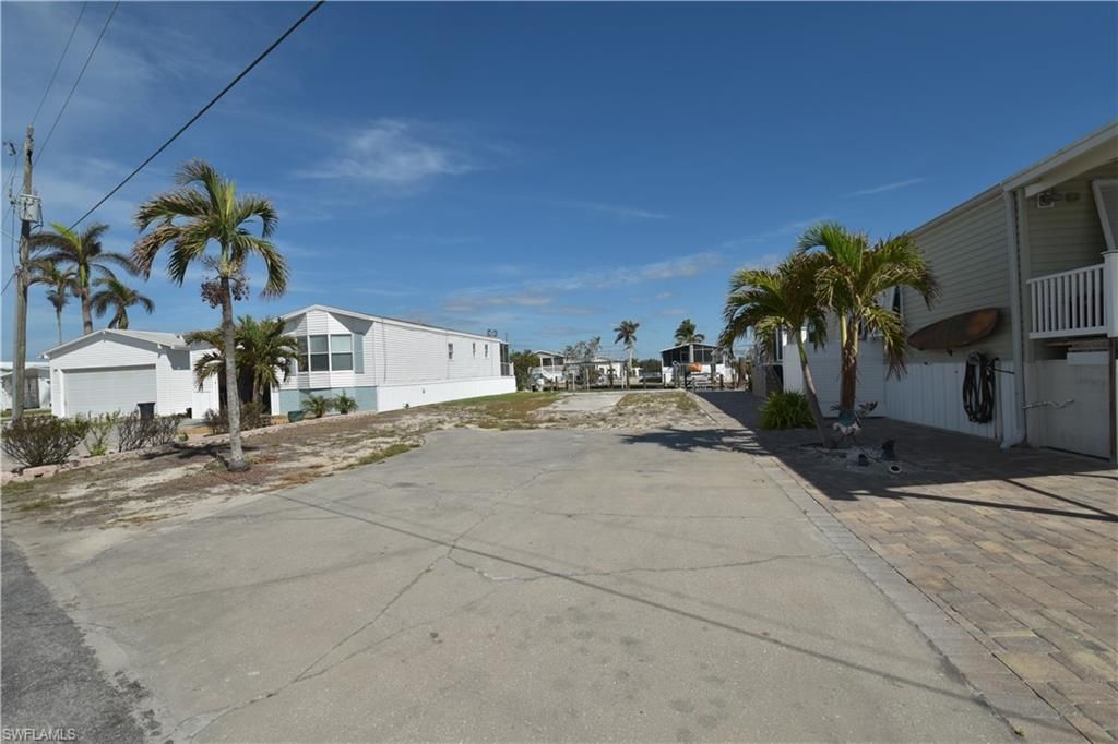 16 Nancy Ln, Fort Myers Beach, FL 33931 Photo
