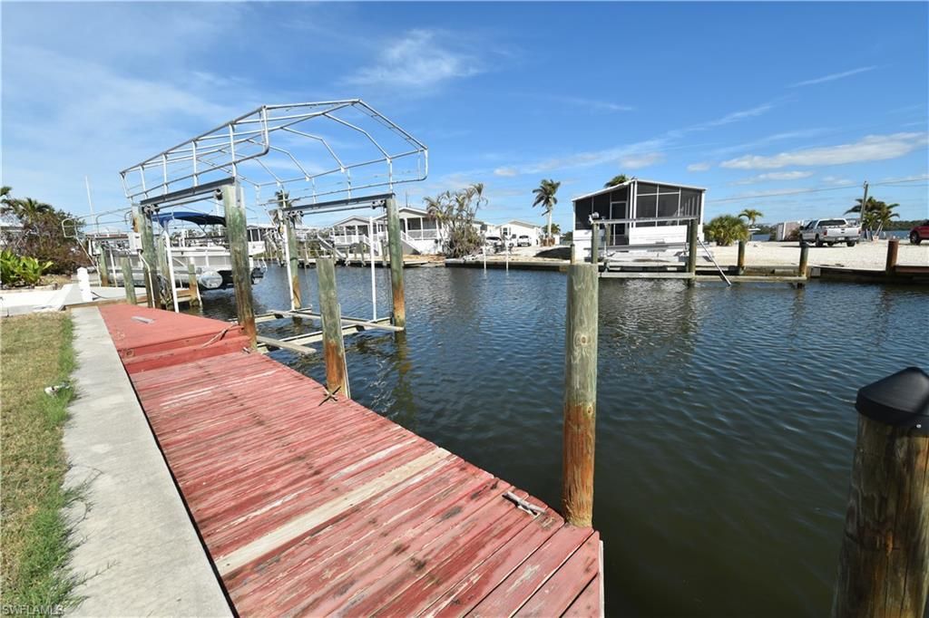 16 Nancy Ln, Fort Myers Beach, FL 33931 Photo
