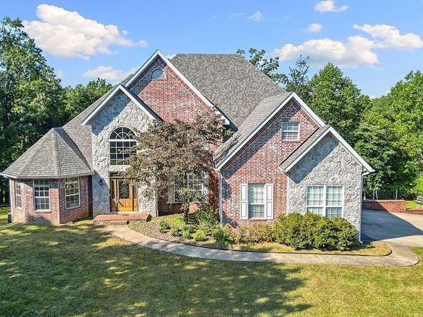 8181 Ozark Ridge Drive, Rogers, AR 72756