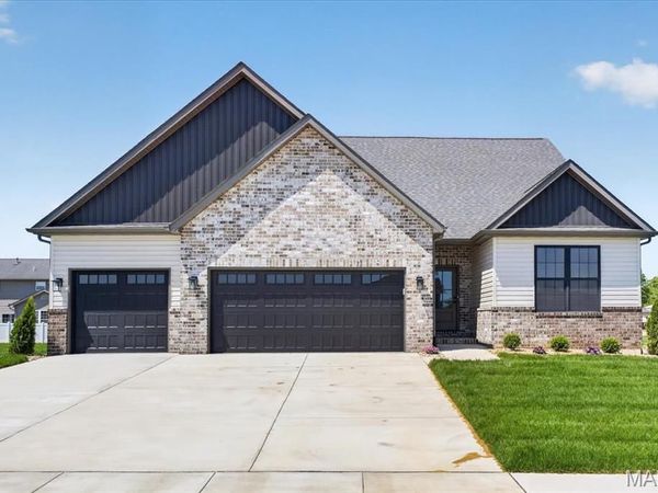 1437 Guilford Place, Troy, IL 62294