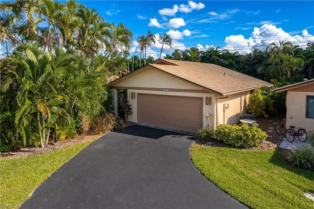 6468 Royal Woods Dr, Fort Myers, FL 33908 Photo