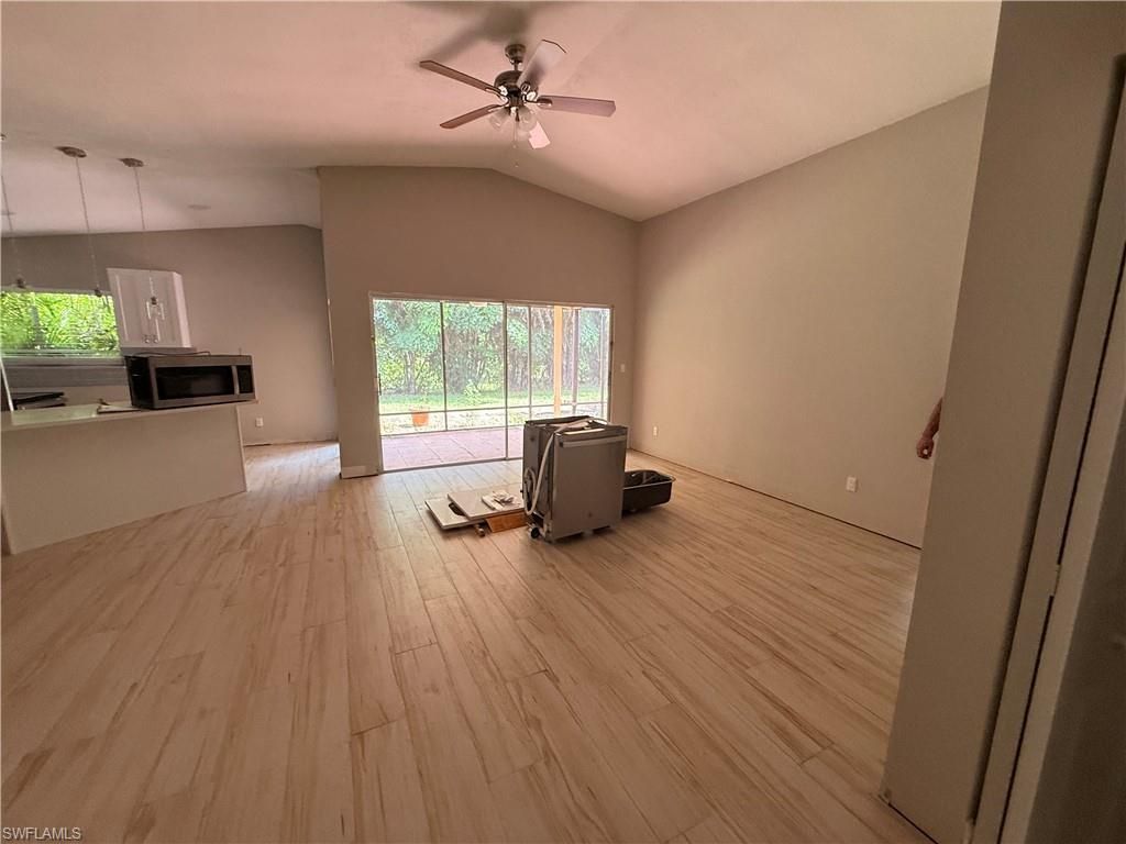 6468 Royal Woods Dr, Fort Myers, FL 33908 Photo