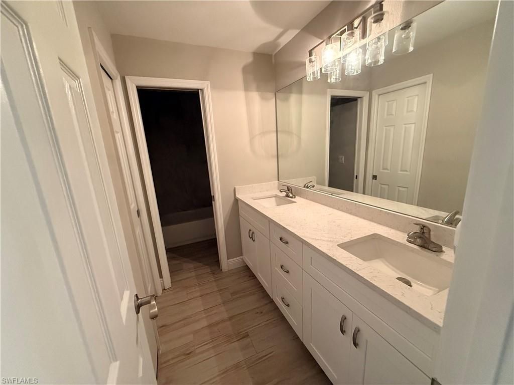 6468 Royal Woods Dr, Fort Myers, FL 33908 Photo
