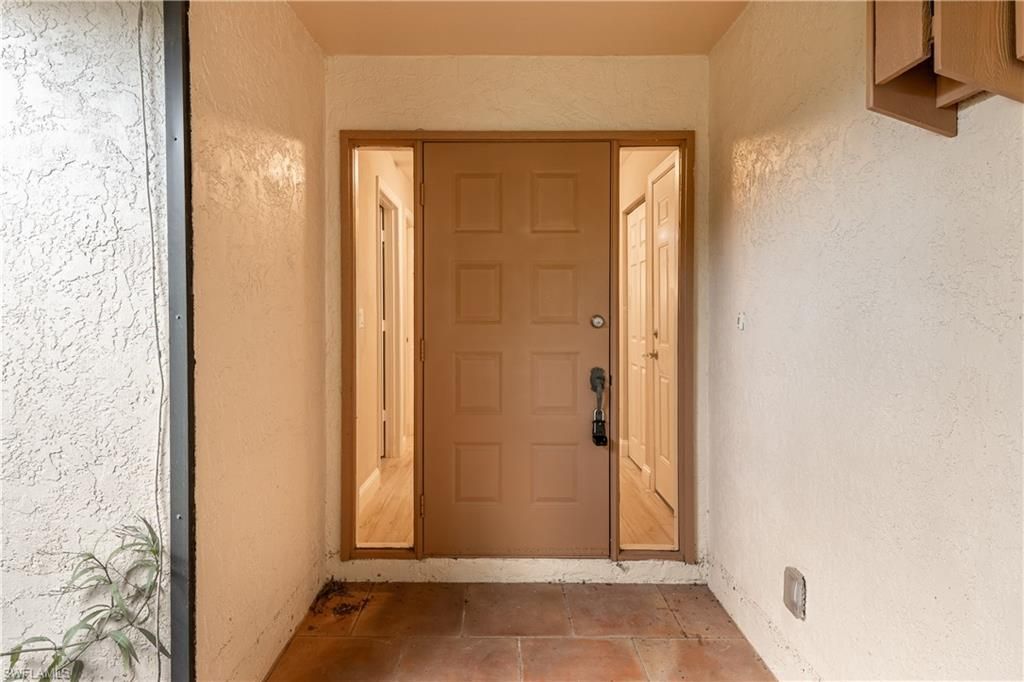 6468 Royal Woods Dr, Fort Myers, FL 33908 Photo