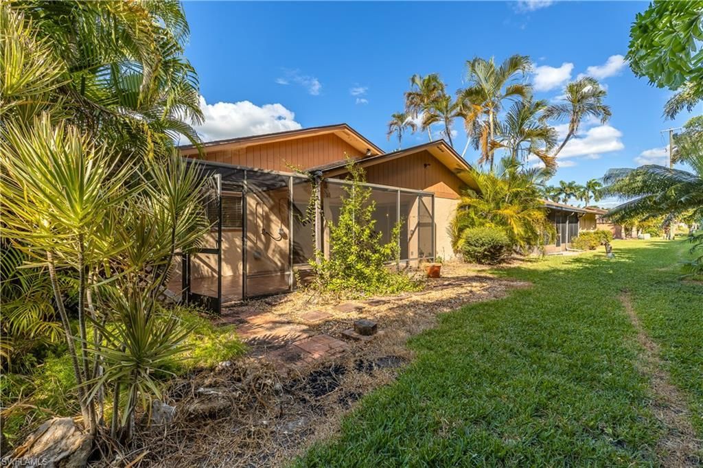6468 Royal Woods Dr, Fort Myers, FL 33908 Photo