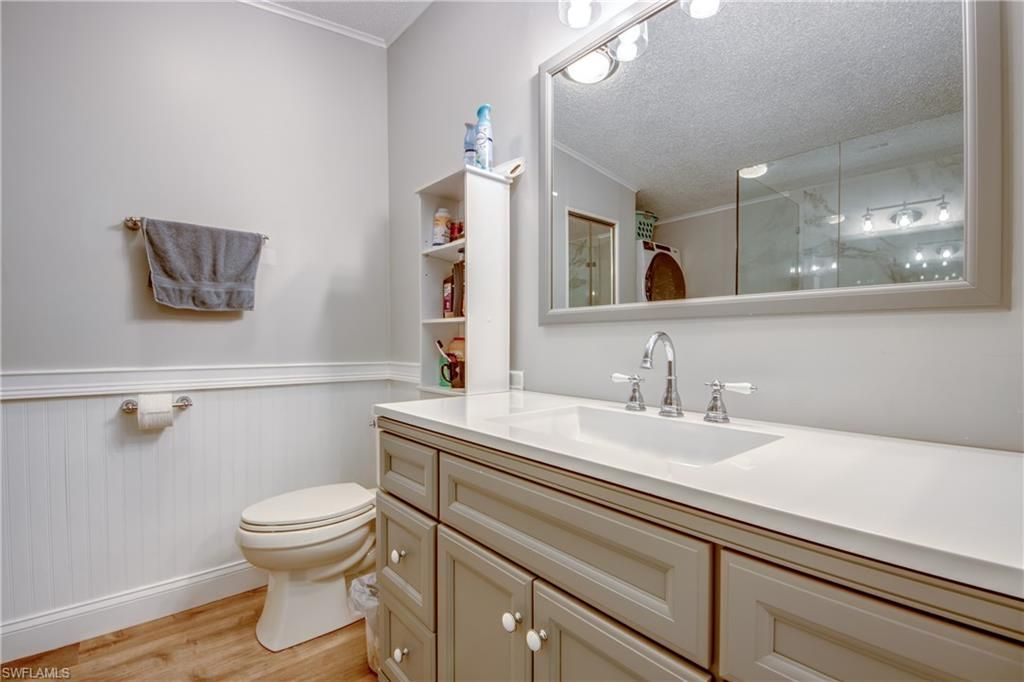 5020 Gulfgate Ln, Saint James City, FL 33956 Photo