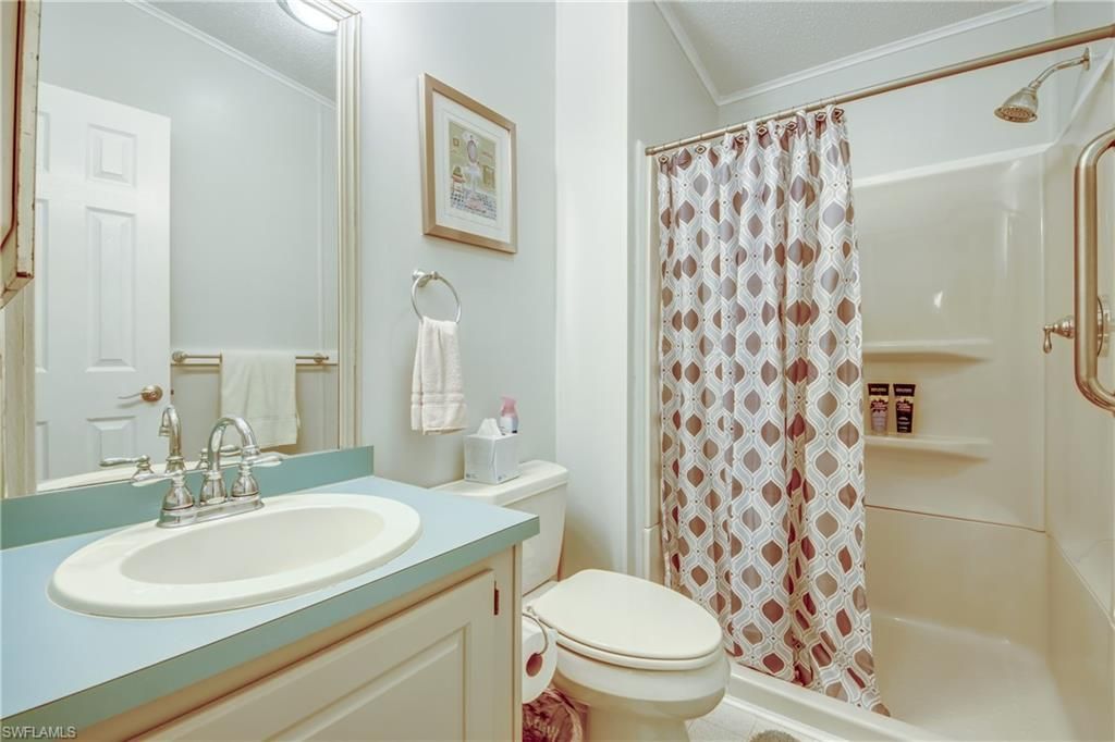 5020 Gulfgate Ln, Saint James City, FL 33956 Photo