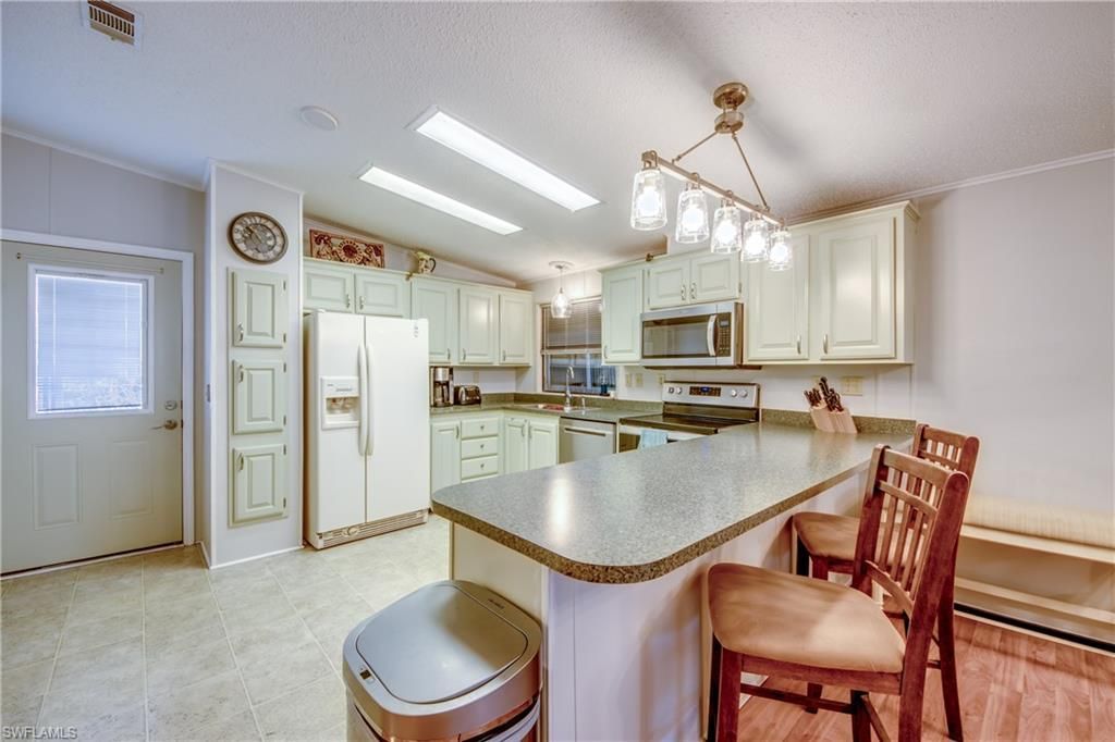 5020 Gulfgate Ln, Saint James City, FL 33956 Photo