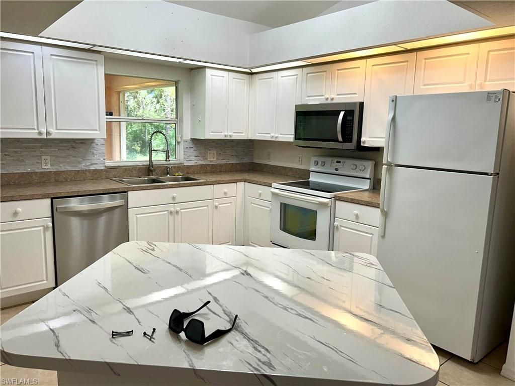 947 Hunter St E, Lehigh Acres, FL 33974 Photo