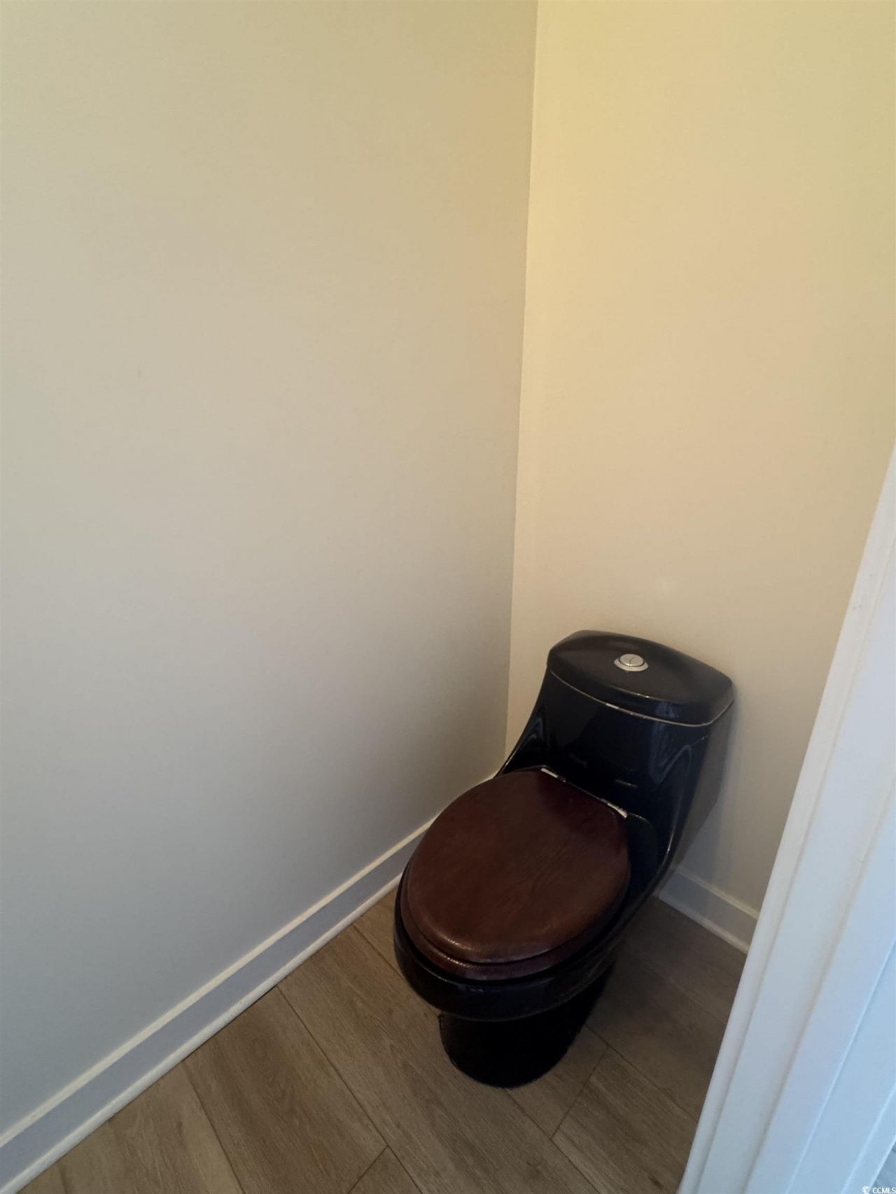 337 Golan Circle Photo 8