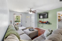 105 Saskatoon Drive photo 4