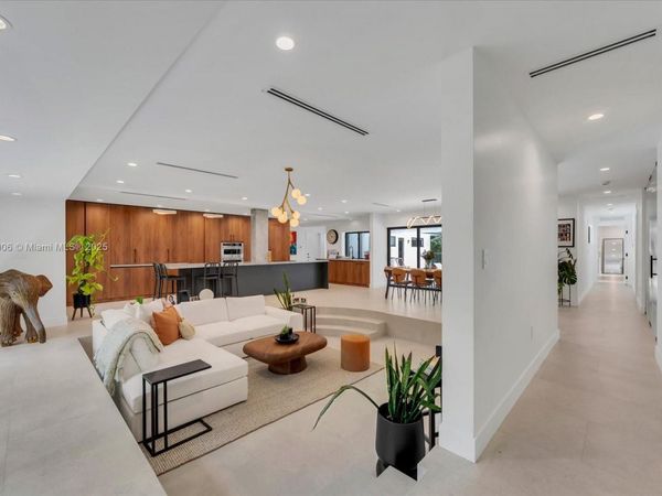 3111 Anderson Rd, Coral Gables, FL 33134