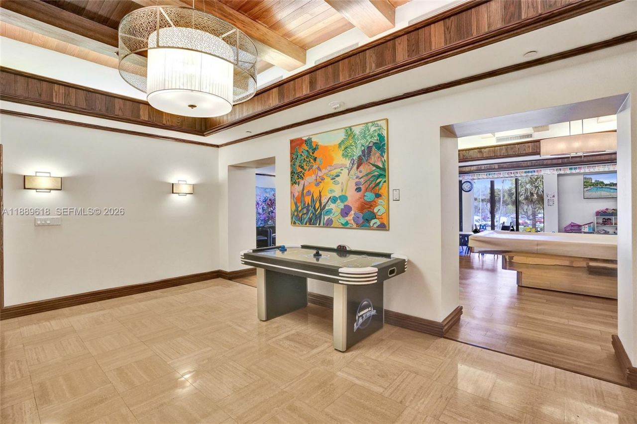 20281 E Country Club Dr, Unit 2110, Aventura, FL 33180 Photo