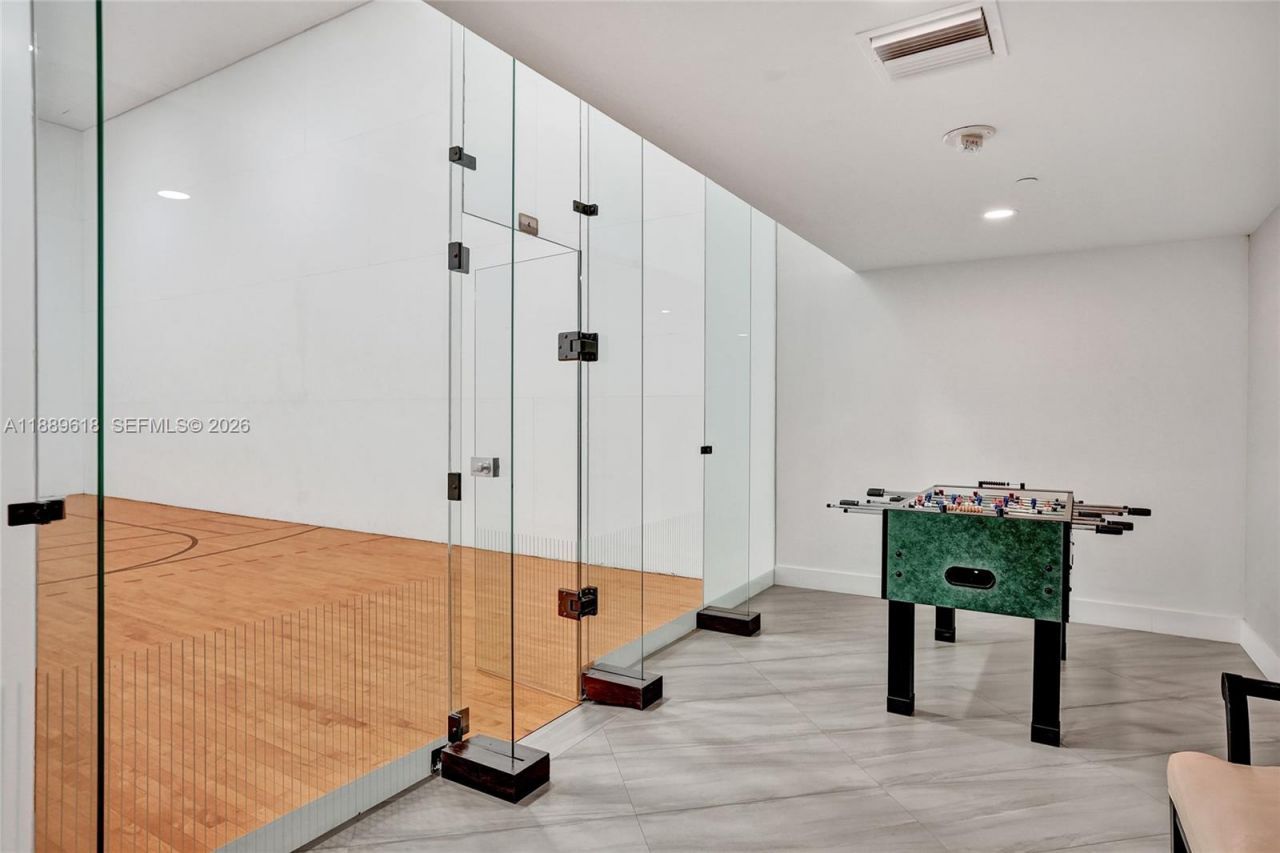 20281 E Country Club Dr, Unit 2110, Aventura, FL 33180 Photo