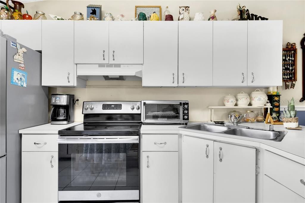 7842 W 34th Lane, Unit 202, Hialeah, FL 33018 Photo