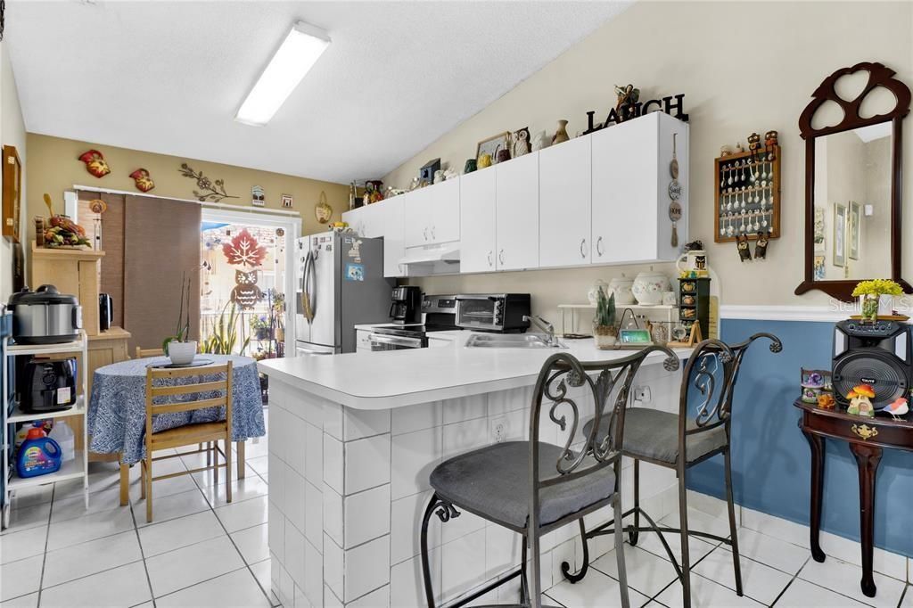 7842 W 34th Lane, Unit 202, Hialeah, FL 33018 Photo