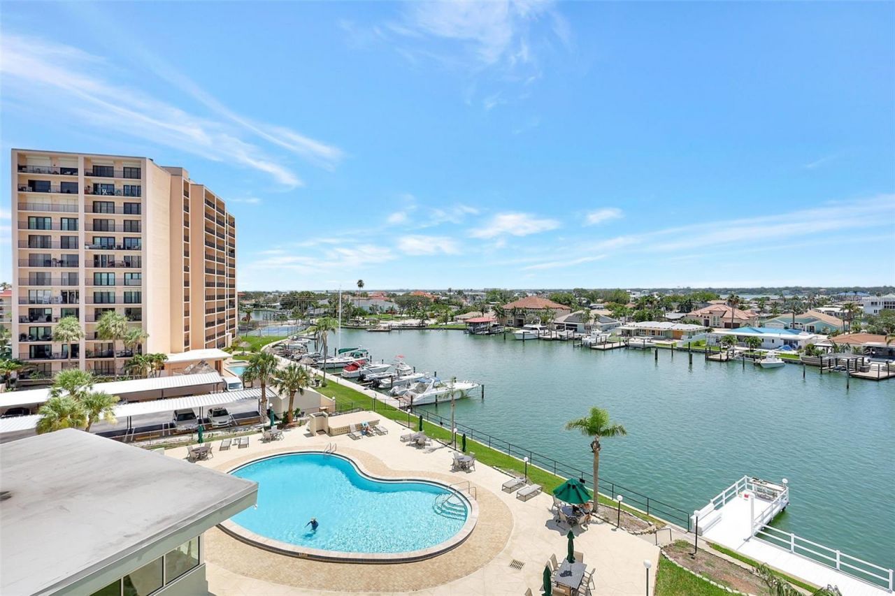 31 Island Way, Unit 408, Clearwater Beach, FL 33767 Photo