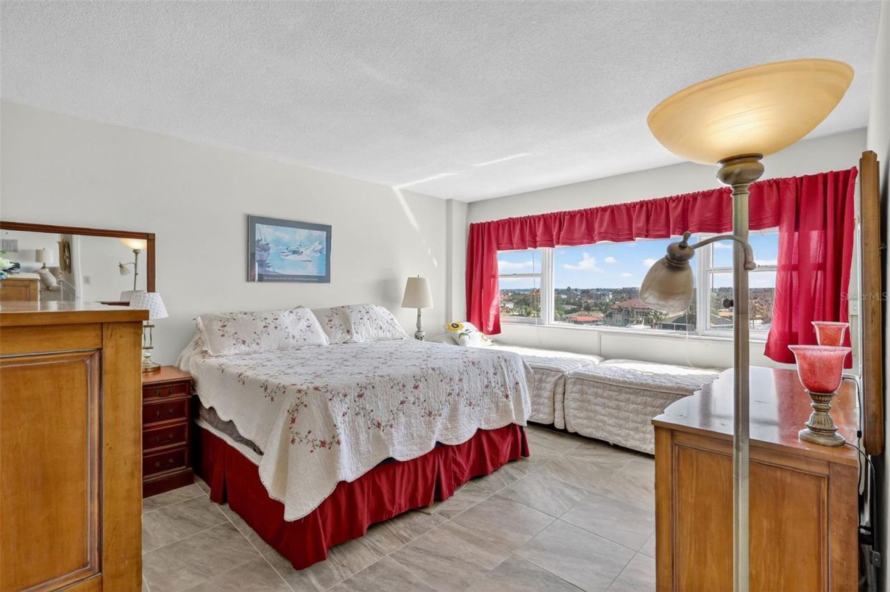 31 Island Way, Unit 408, Clearwater Beach, FL 33767 Photo