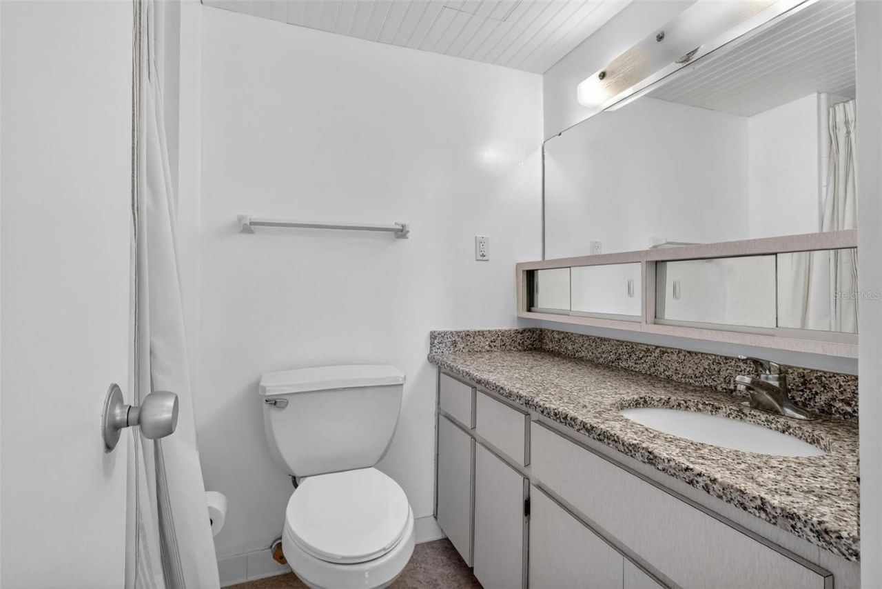 31 Island Way, Unit 408, Clearwater Beach, FL 33767 Photo