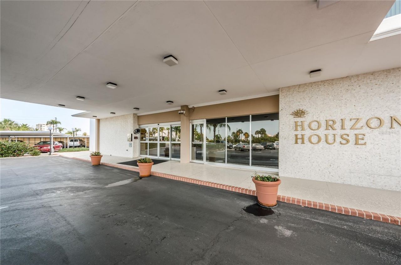 31 Island Way, Unit 408, Clearwater Beach, FL 33767 Photo