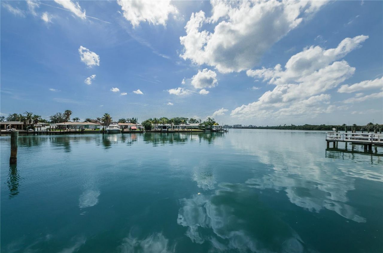 31 Island Way, Unit 408, Clearwater Beach, FL 33767 Photo