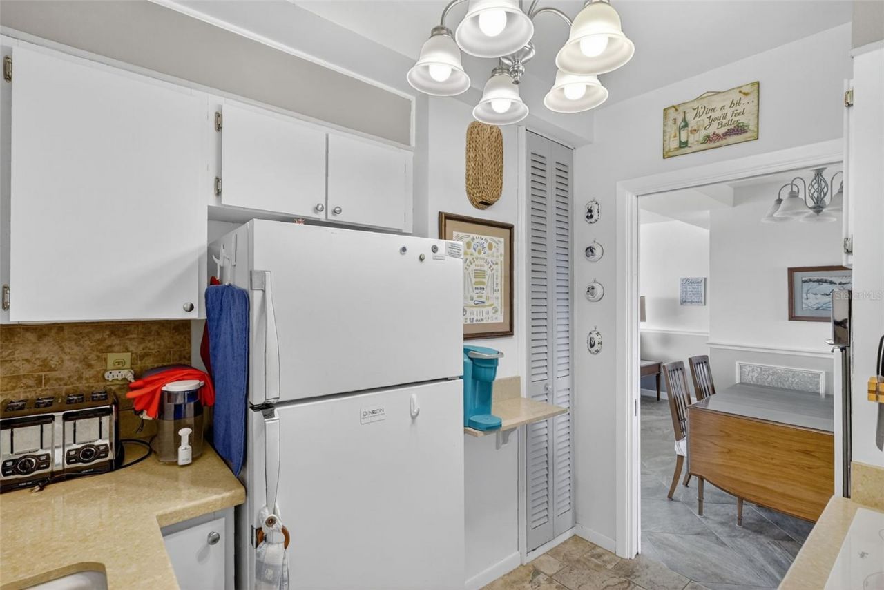 31 Island Way, Unit 408, Clearwater Beach, FL 33767 Photo