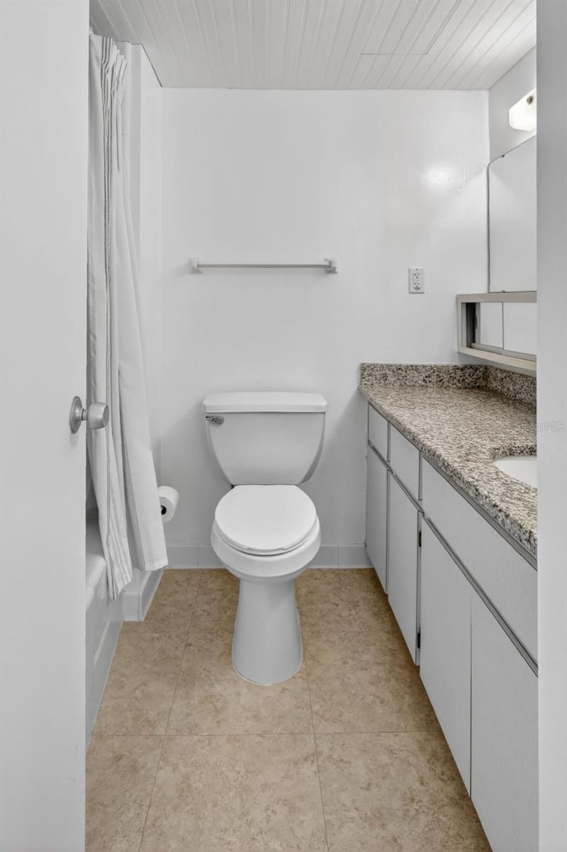 31 Island Way, Unit 408, Clearwater Beach, FL 33767 Photo