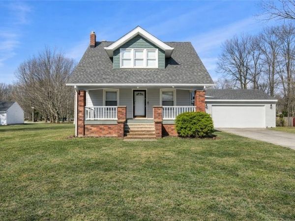 24801 Highland Road, Richmond Heights, OH 44143