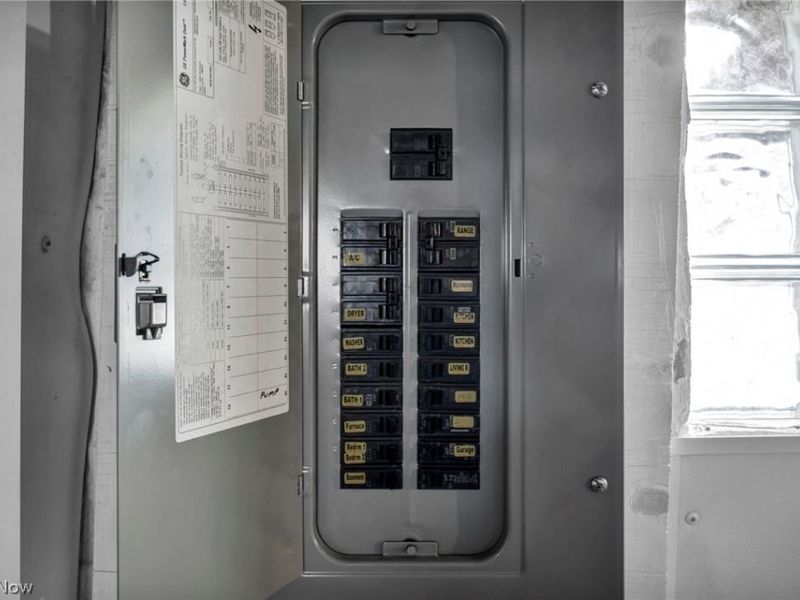 24801 Highland Road, Cleveland, OH 44143 Photo 25