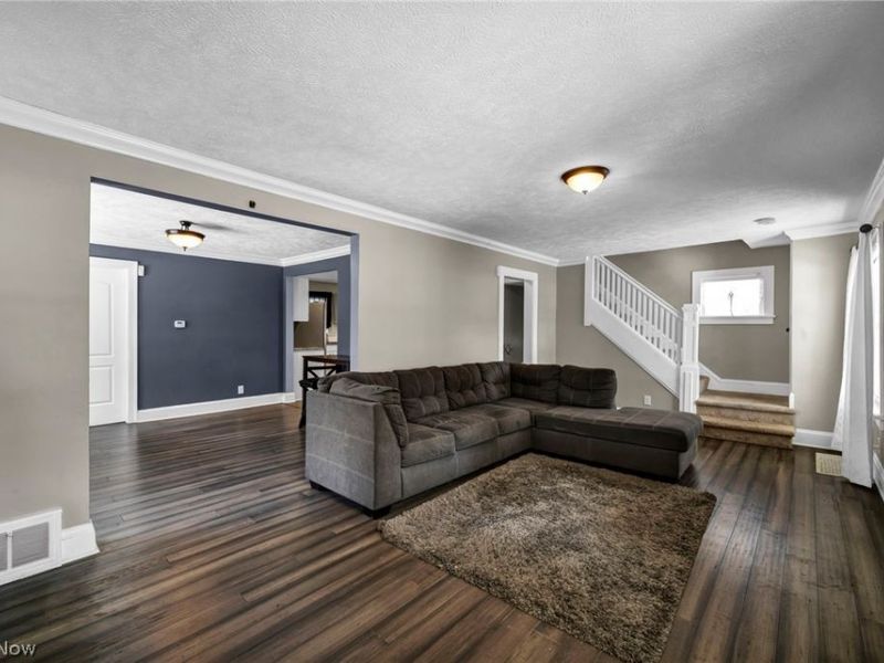 24801 Highland Road, Cleveland, OH 44143 Photo 7