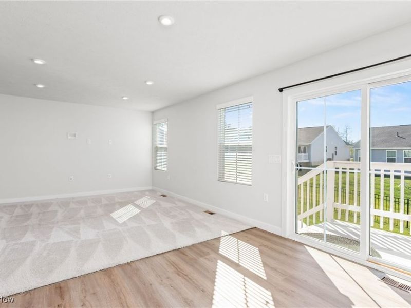 3658 knecht, Norton, OH 44203 Photo 23