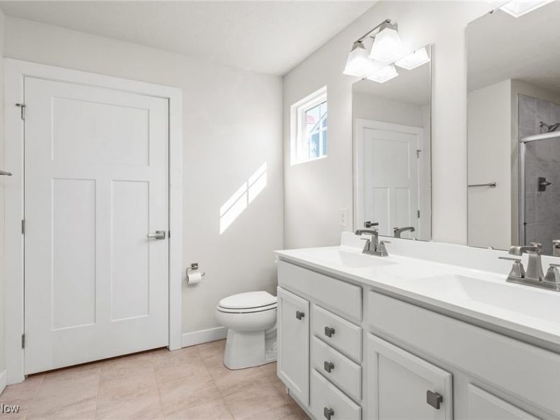 3658 knecht, Norton, OH 44203 Photo 32