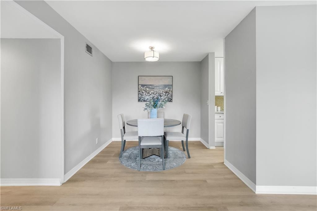 766 Central Ave, Unit 313, Naples, FL 34102 Photo