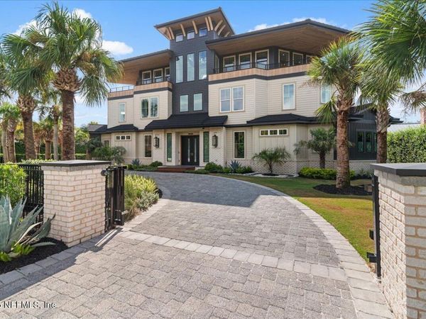 4334 PONTE VEDRA Boulevard, Jacksonville Beach, FL 32250