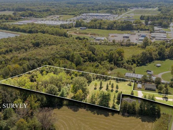 00 E END DR, Savannah, TN 38372