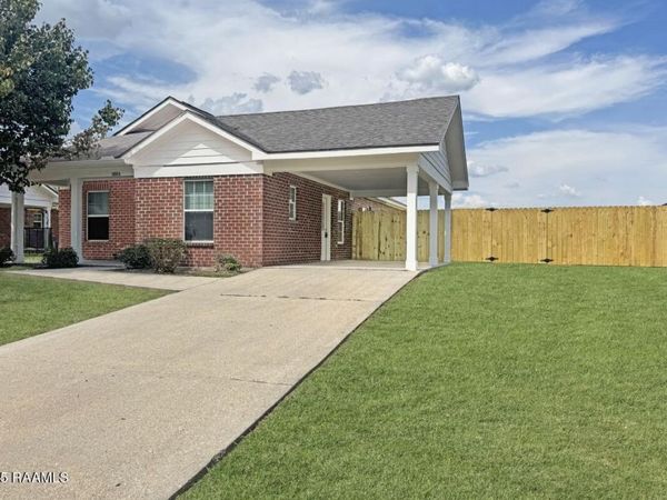 1004 West End Drive, New Iberia, LA 70560