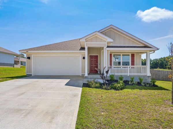 2801 Tallgrass Court, Crestview, FL 32536