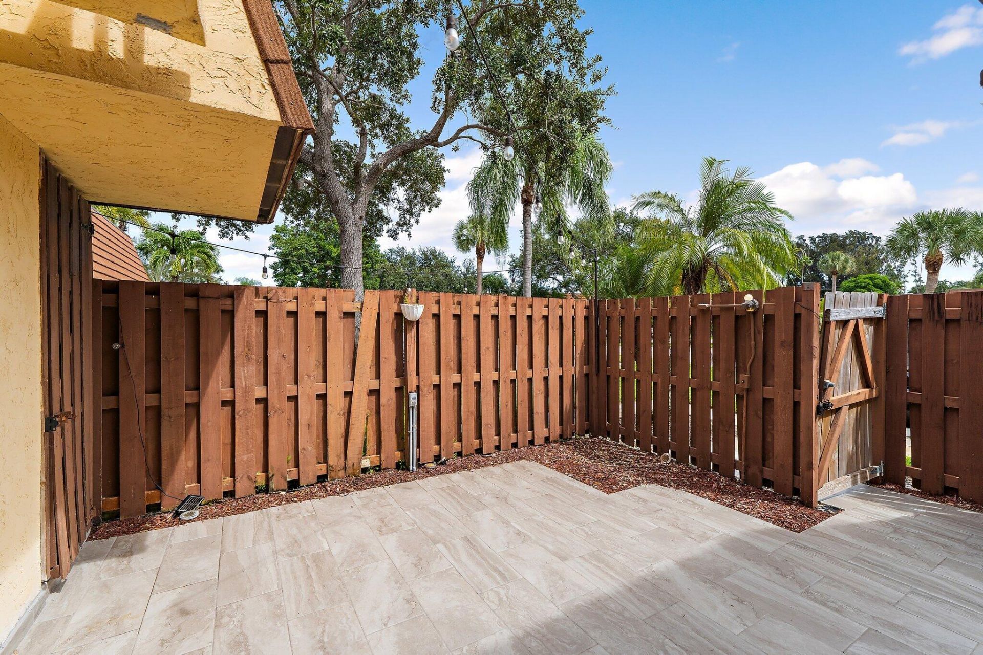 825 Center Street, Unit 30a, Jupiter, FL 33458 Photo