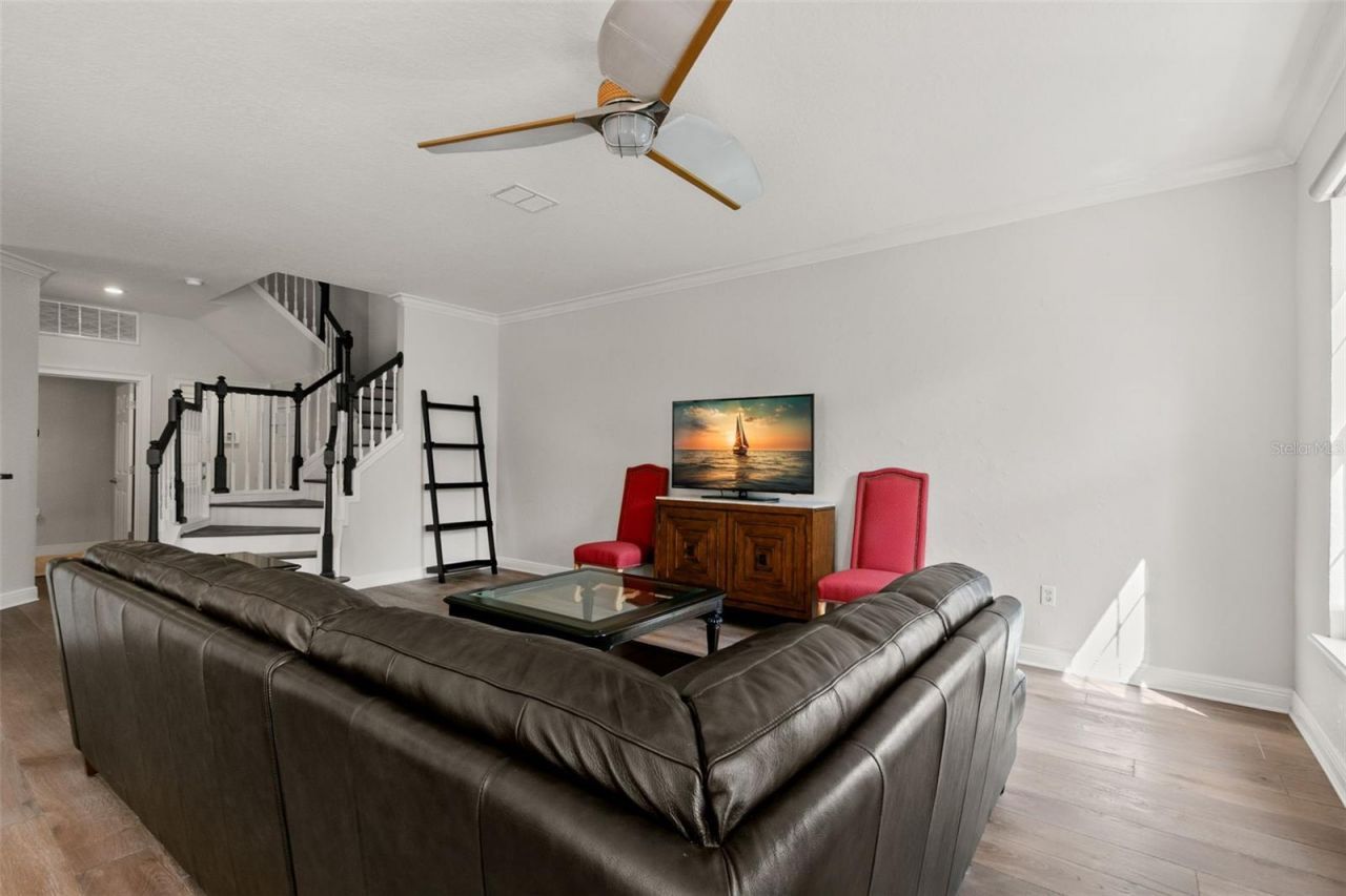 24 Mangrove Point, Saint Petersburg, FL 33705 Photo