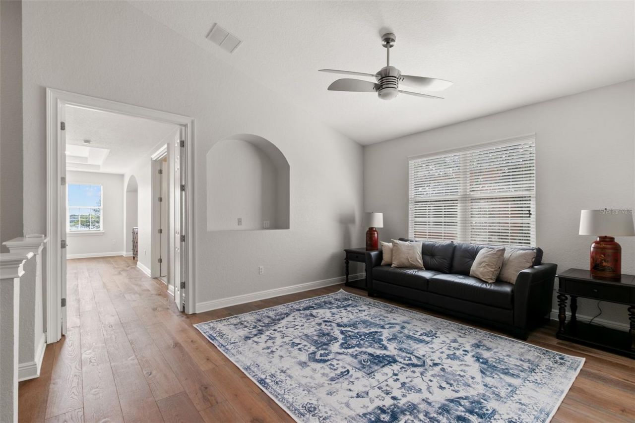 24 Mangrove Point, Saint Petersburg, FL 33705 Photo