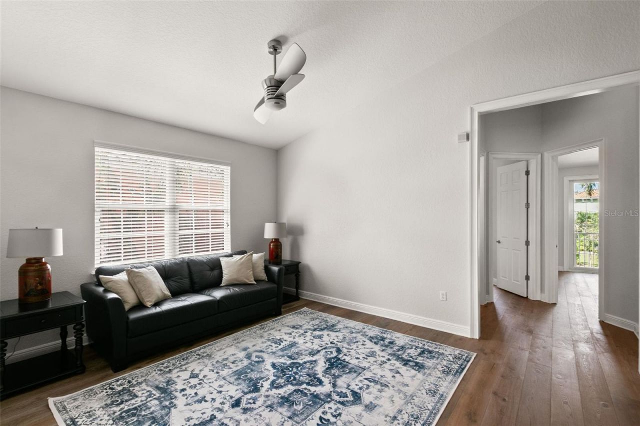 24 Mangrove Point, Saint Petersburg, FL 33705 Photo