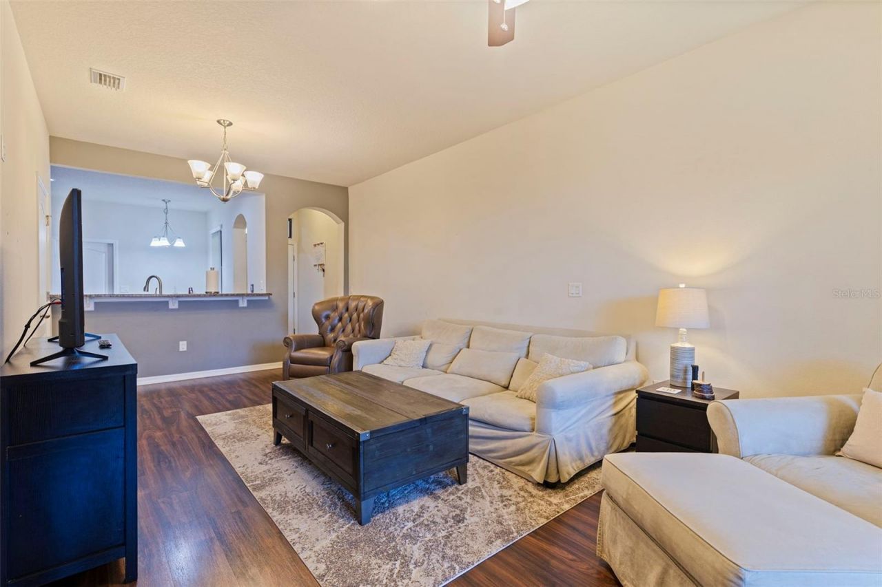 5148 Bay Isle Circle, Clearwater, FL 33760 Photo